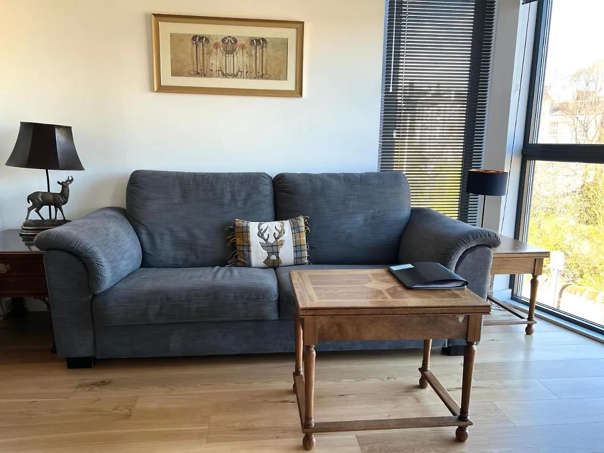 No. 5 Warriston, Canonmills Luxury Apartment Edinburgh