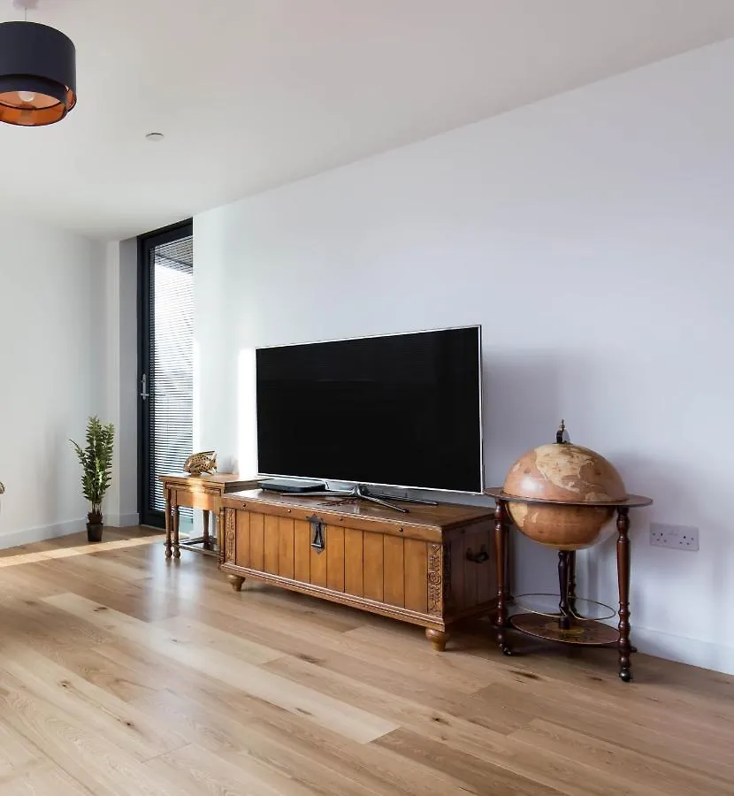 No. 5 Warriston, Canonmills Luxury Apartment Edinburgh